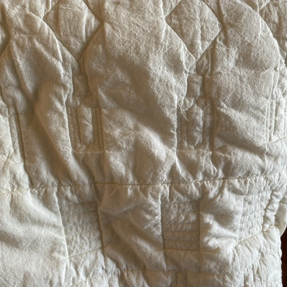 West Elm Pottery Barn white fluffy 26‎ x 26 pillow shams set of 2